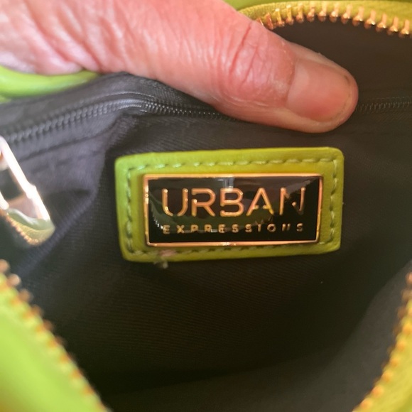 Urban Expressions Quilted Small handbag bright green - Picture 5 of 11